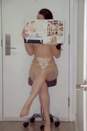 Joaquina free sex ads